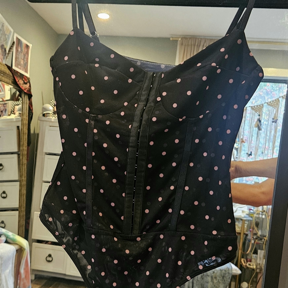 FREE PEOPLE Size Medium      Black Corset with Pink Polka Dots
